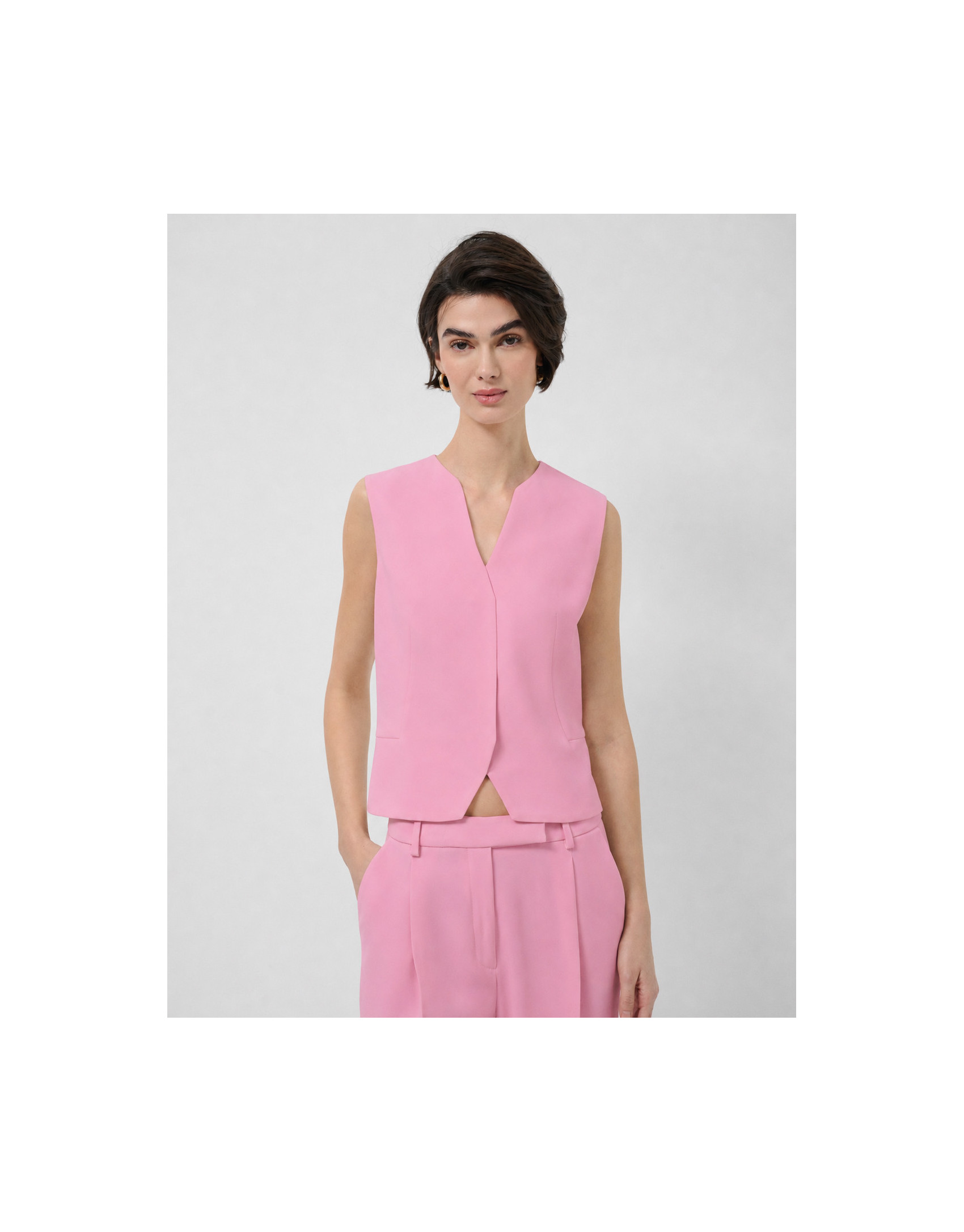 Structured pink crepe top - Woman - SS2026 | Roberto Verino