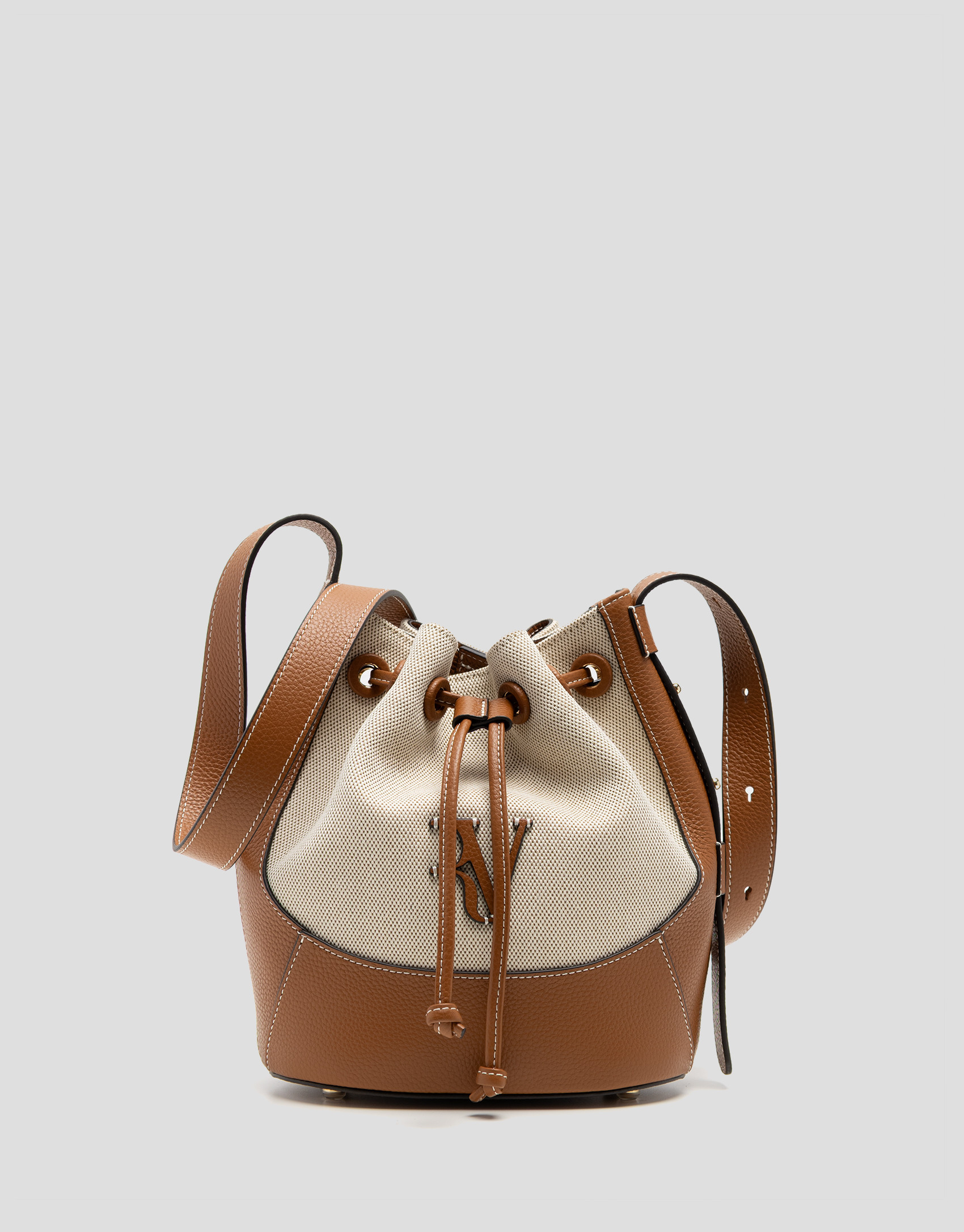 Bolso de hombro Iera Bucket lona y piel cámel | Roberto Verino