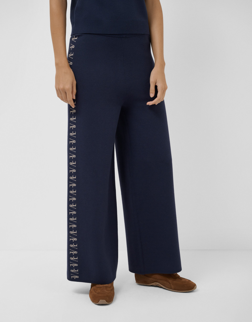 Navy blue knit pants with RV jacquard on the ... | Roberto Verino