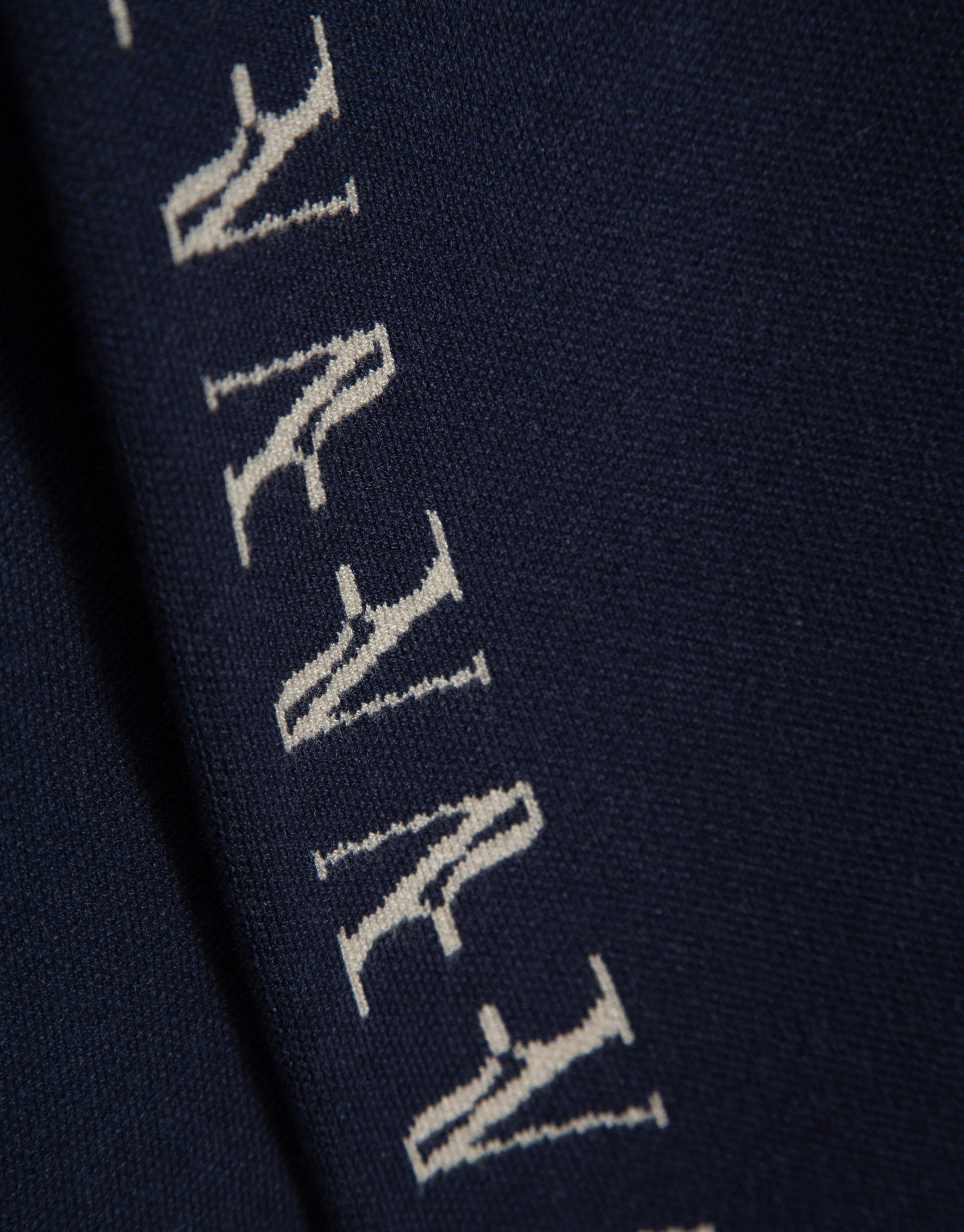 Navy blue knit pants with RV jacquard on the ... | Roberto Verino