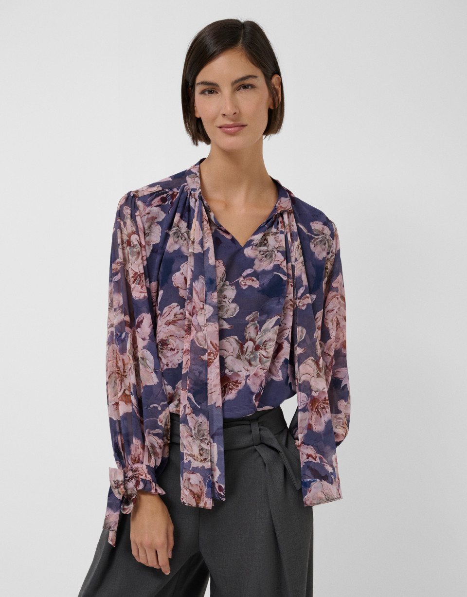 Blusa fruncida con estampado floral rosa ... | Roberto Verino