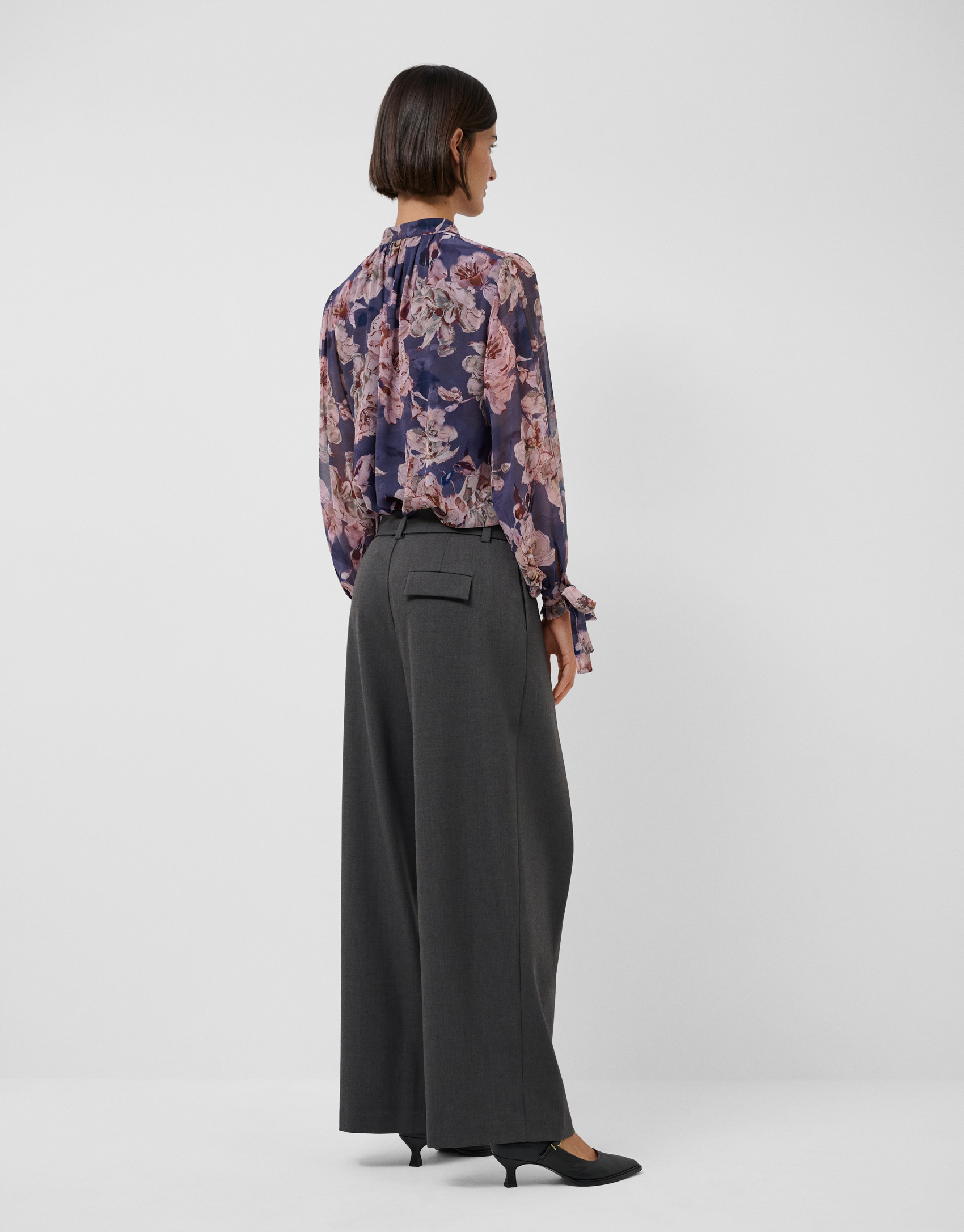 Dusty Pink and Blue Floral Print Gathered Blouse | Roberto Verino