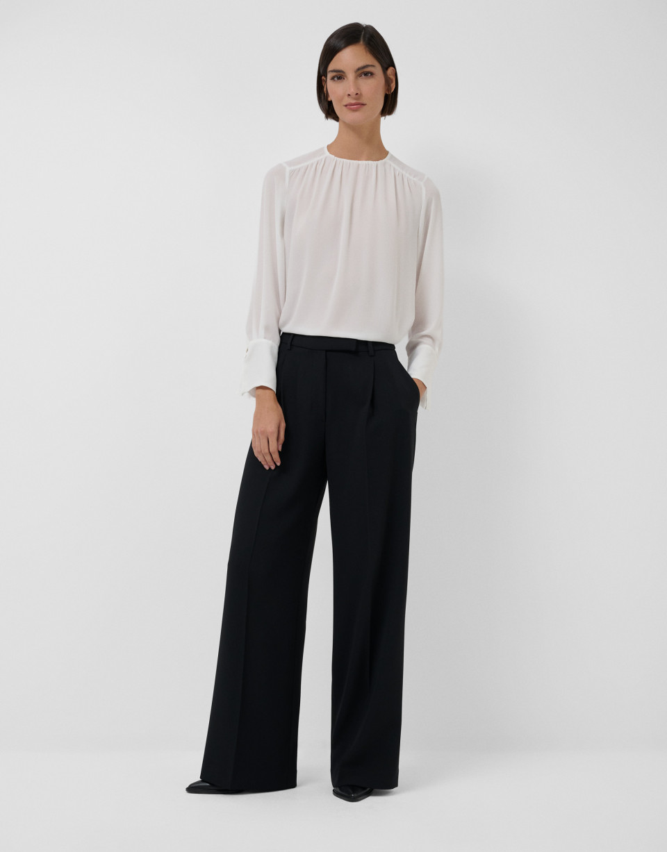 Off-white gathered blouse with flared cuffs | Roberto Verino
