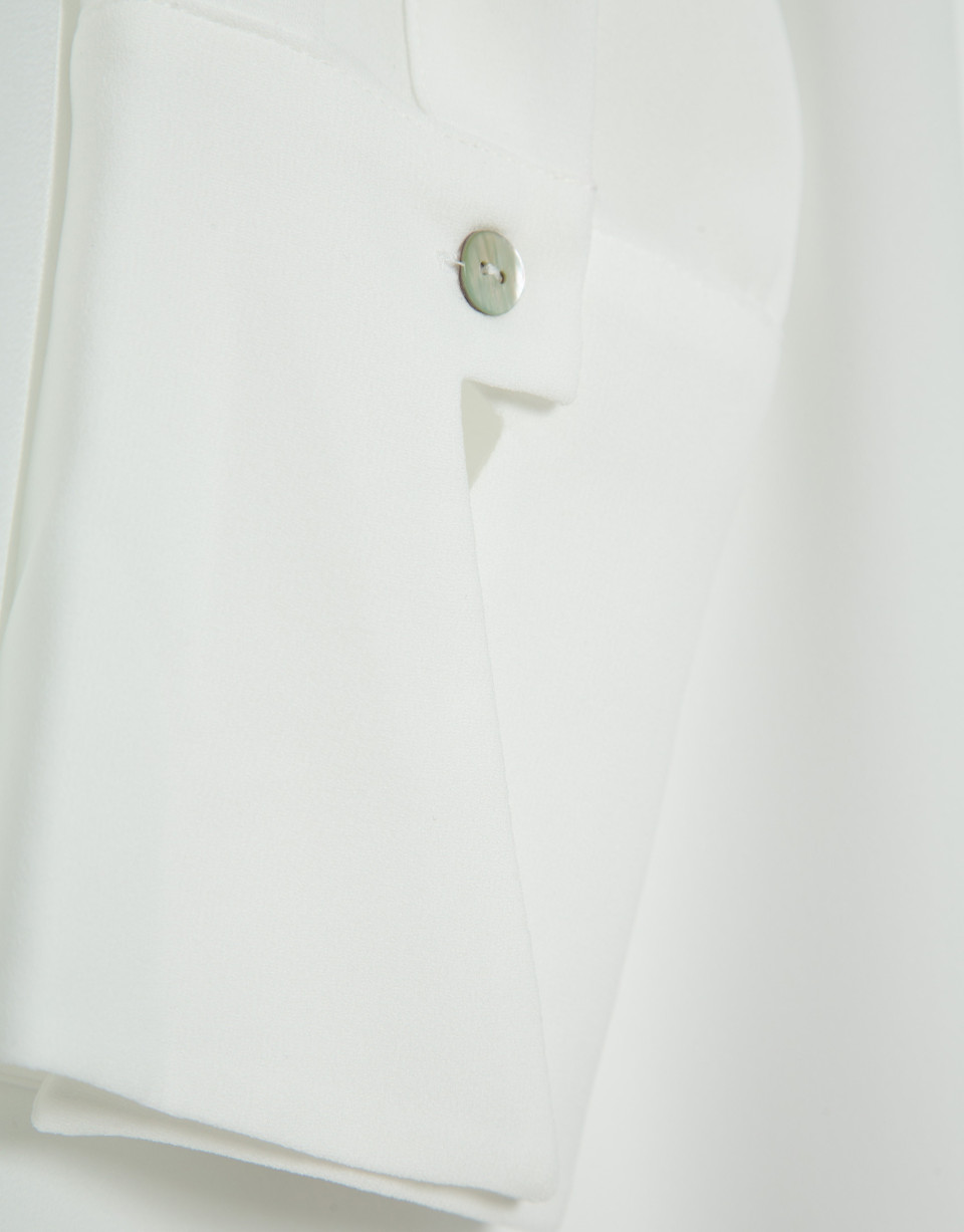 Off-white gathered blouse with flared cuffs | Roberto Verino