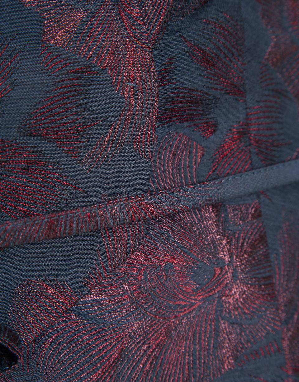 Chaleco cruzado azul marino con jacquard ... | Roberto Verino