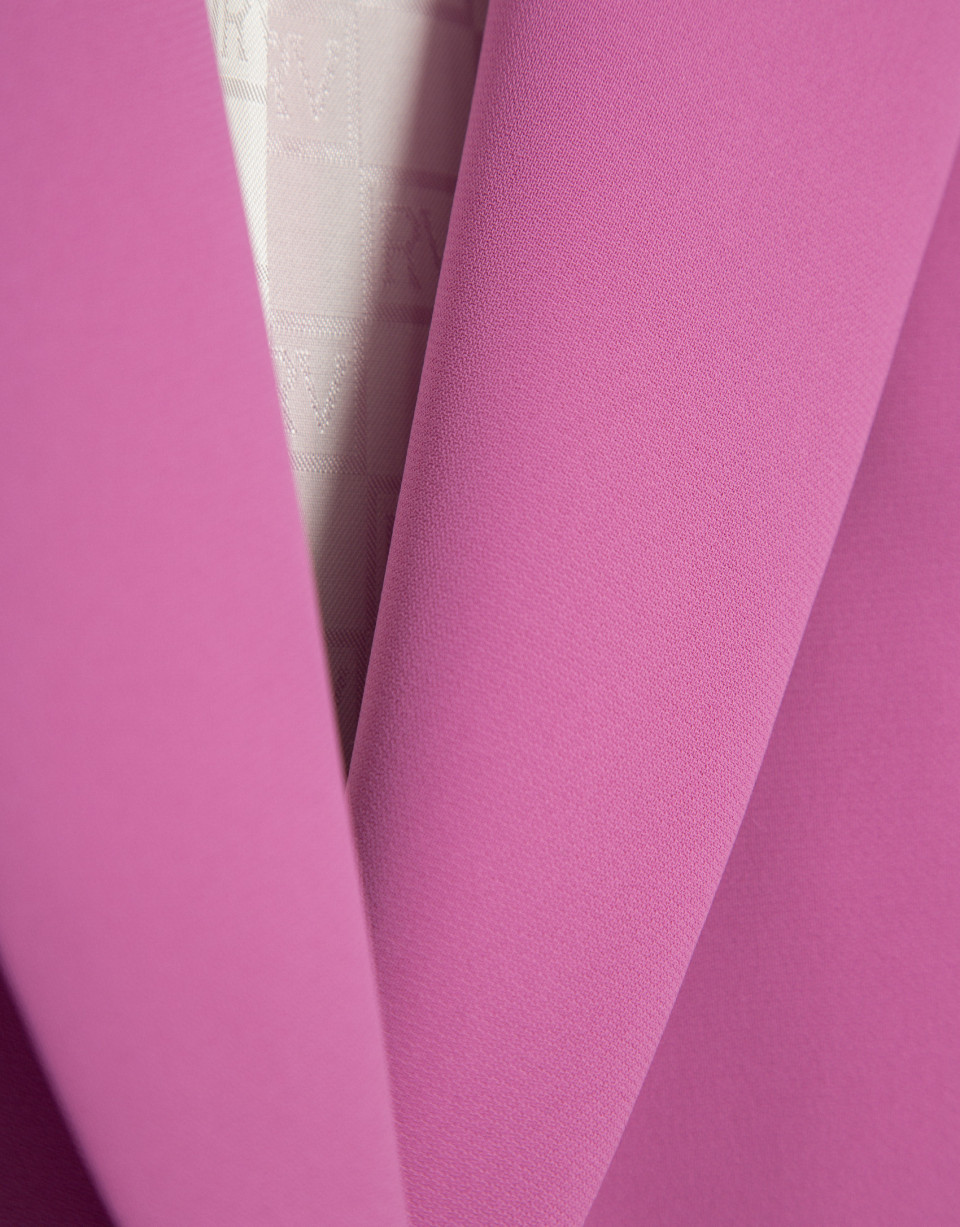 Blazer un botón crepé rosa - Mujer - OI2026 | Roberto Verino