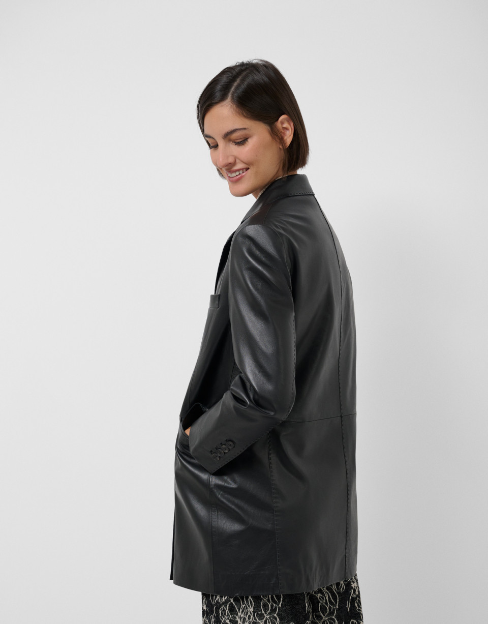 Padded black nappa double-breasted coat - Mujer | Roberto Verino