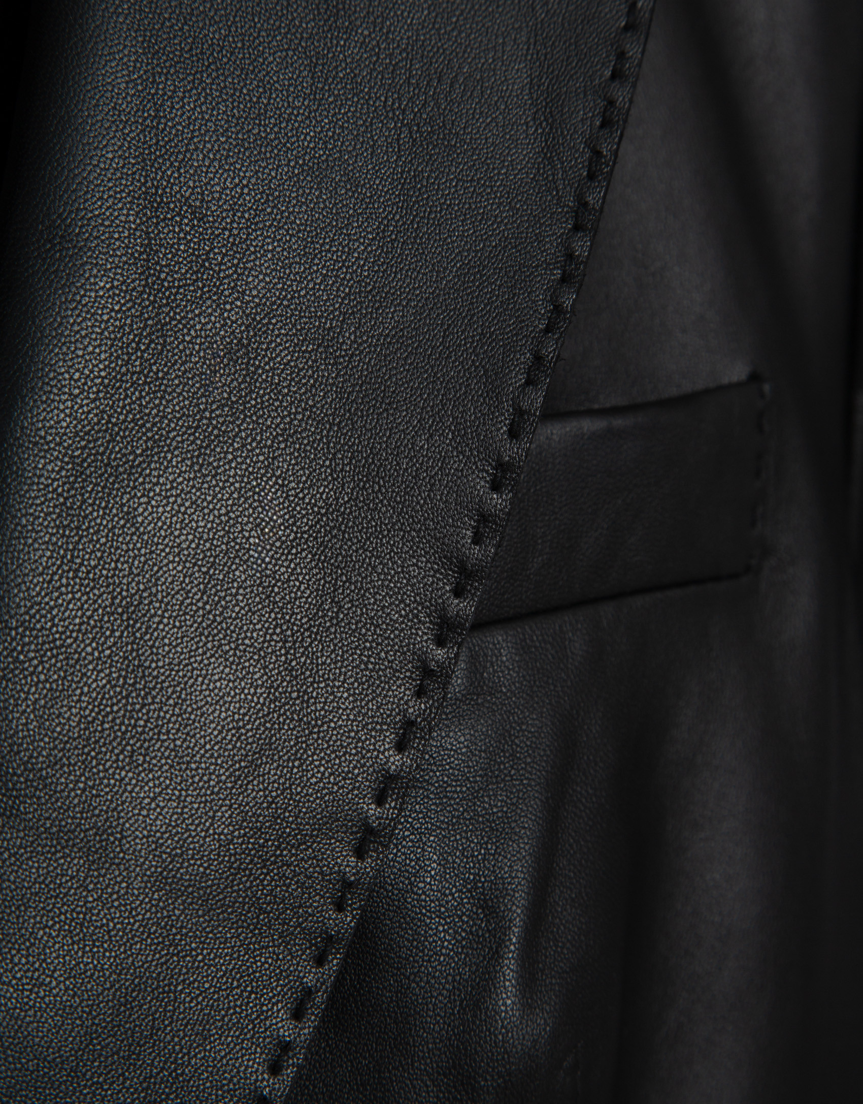 Black nappa one button blazer - Mujer - AW2026 | Roberto Verino