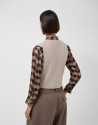 Chaleco punto medio beige - Mujer - OI2026 | Roberto Verino