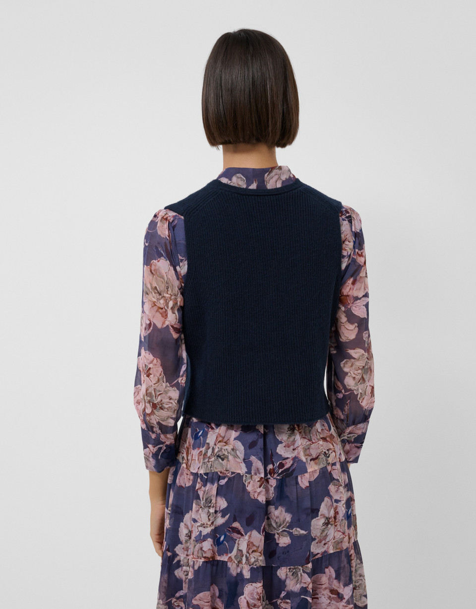 Medium navy blue knitted vest - Mujer - AW2026 | Roberto Verino