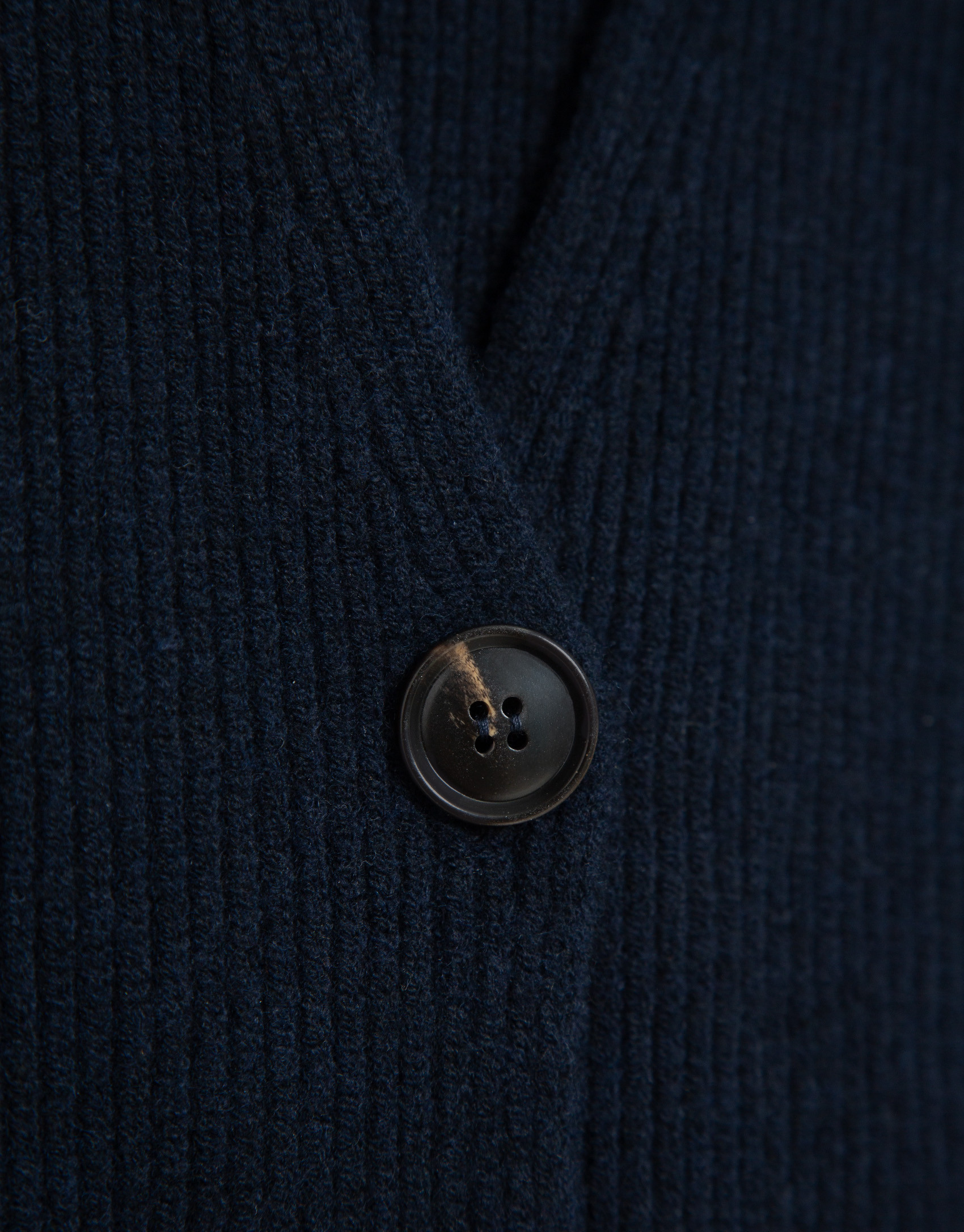 Medium navy blue knitted vest - Mujer - AW2026 | Roberto Verino