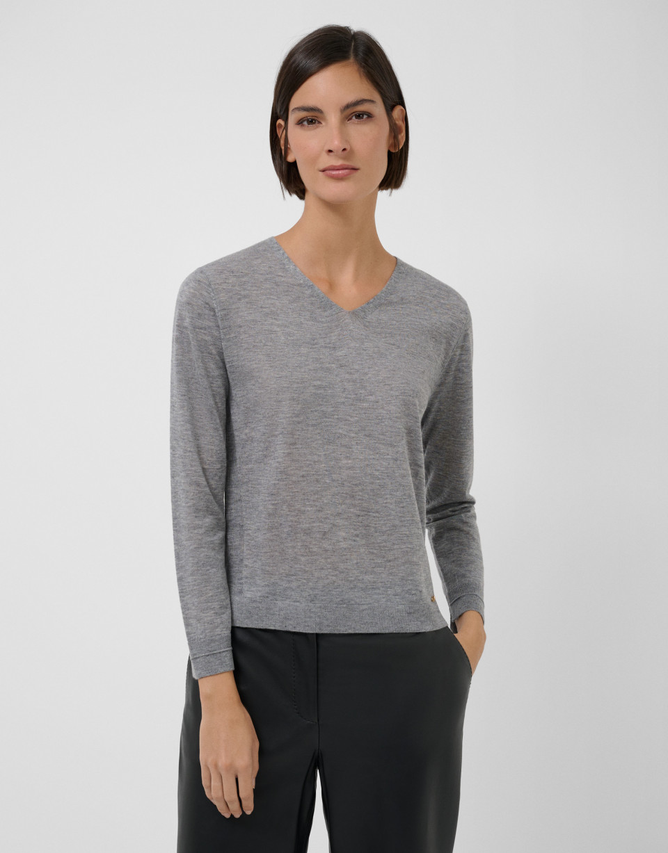 Gray fine knit V-neck sweater - Mujer - AW2026 | Roberto Verino