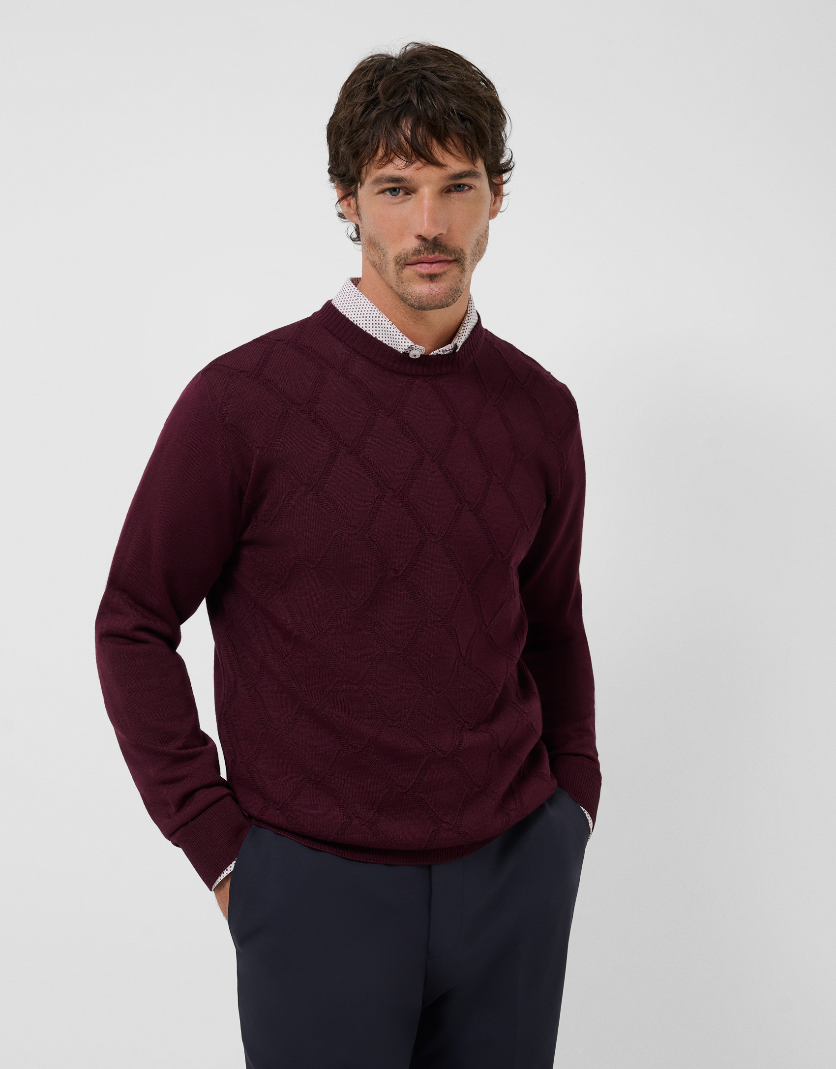 Cherry embossed rhombus sweater - Hombre | Roberto Verino