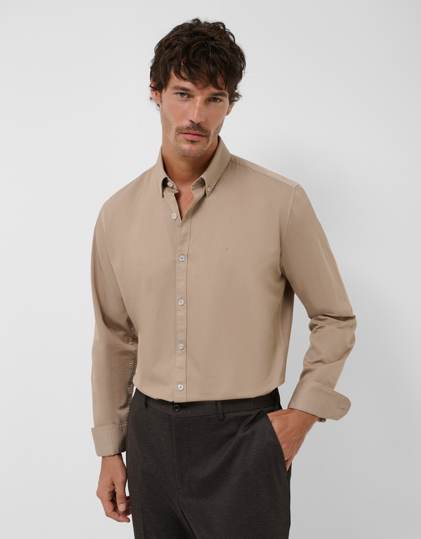 Camisa sport regular tintada camel - Hombre | Roberto Verino