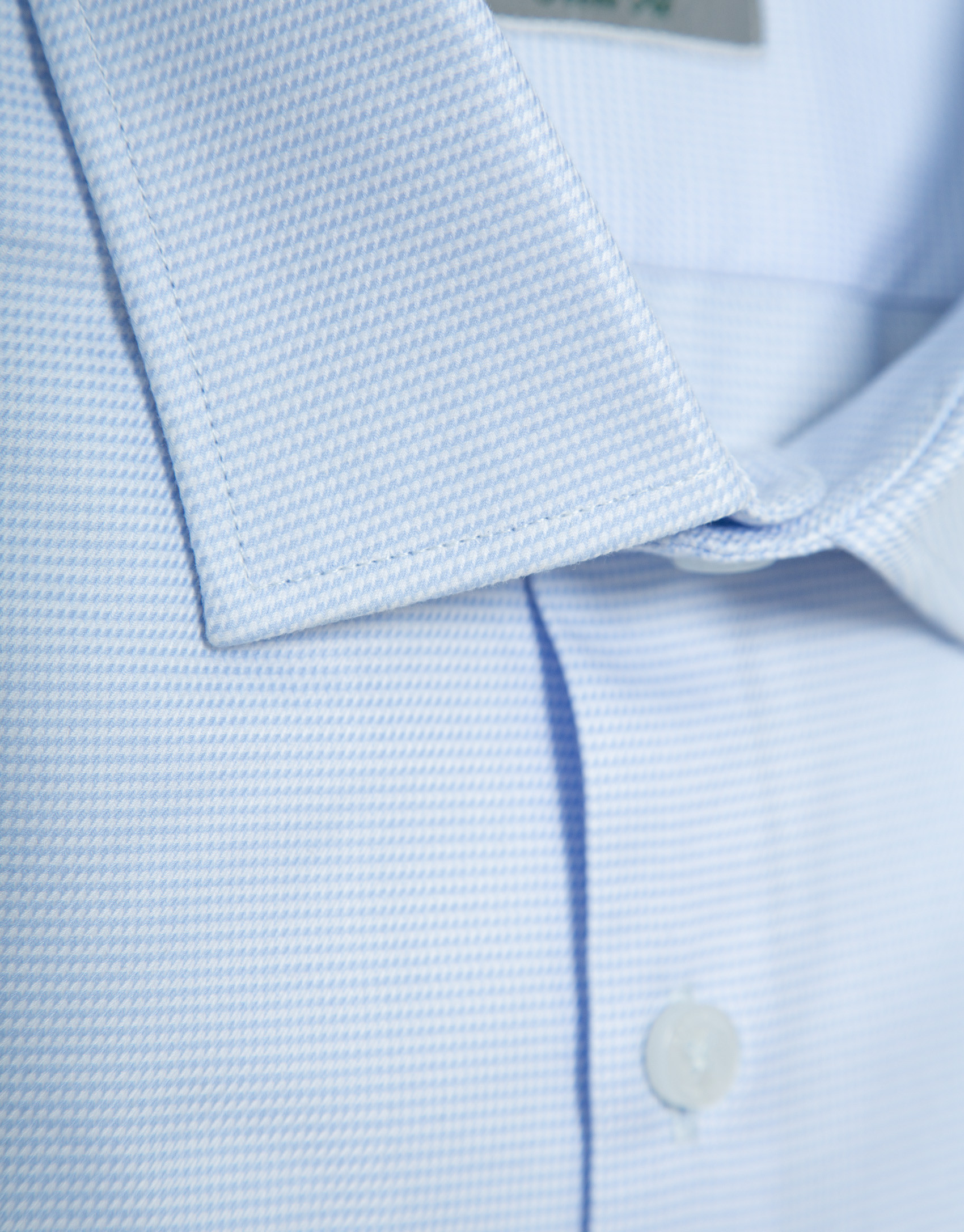 Light blue houndstooth microfantasy dress shirt | Roberto Verino