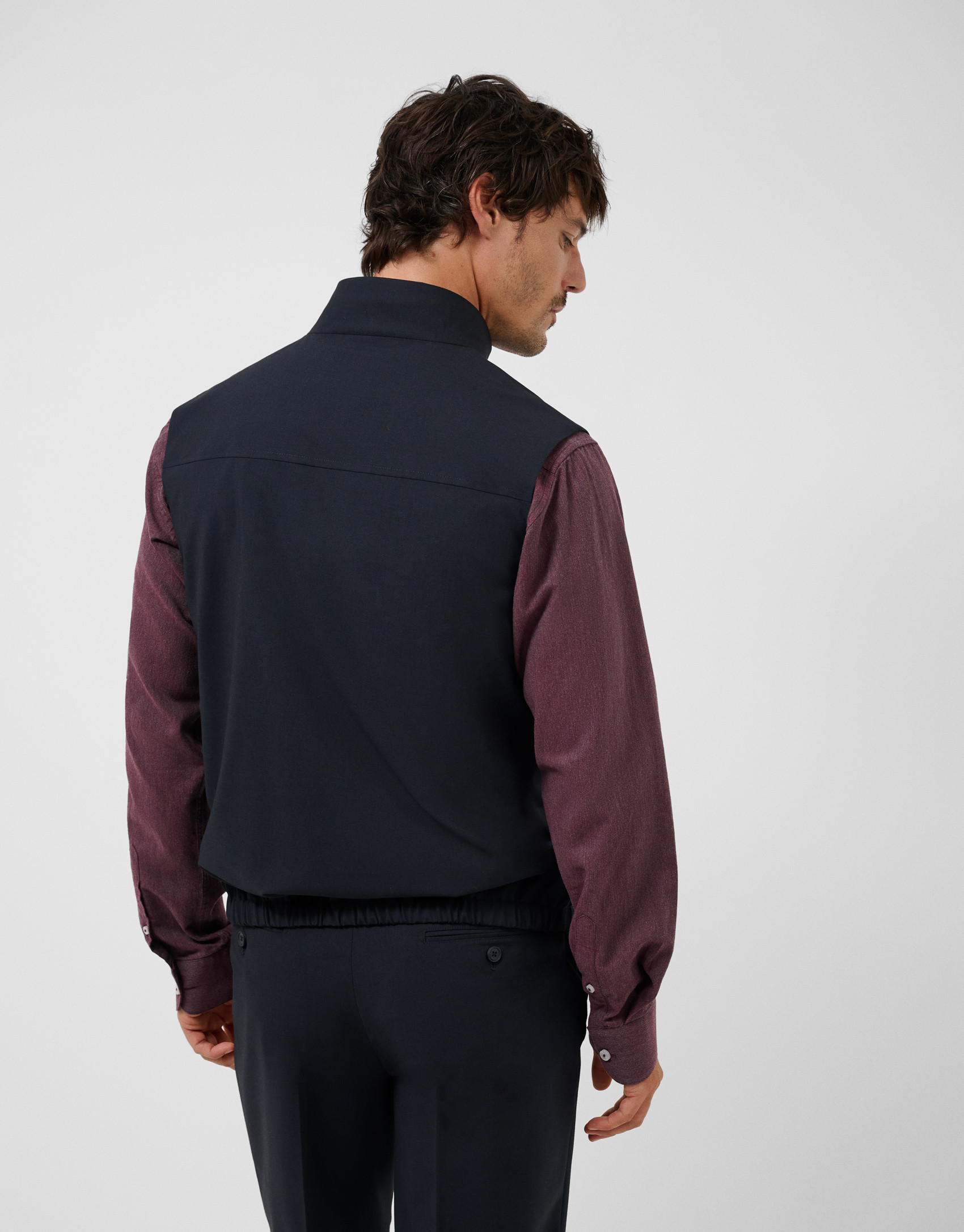 Anthracite gray padded vest - Hombre - AW2026 | Roberto Verino