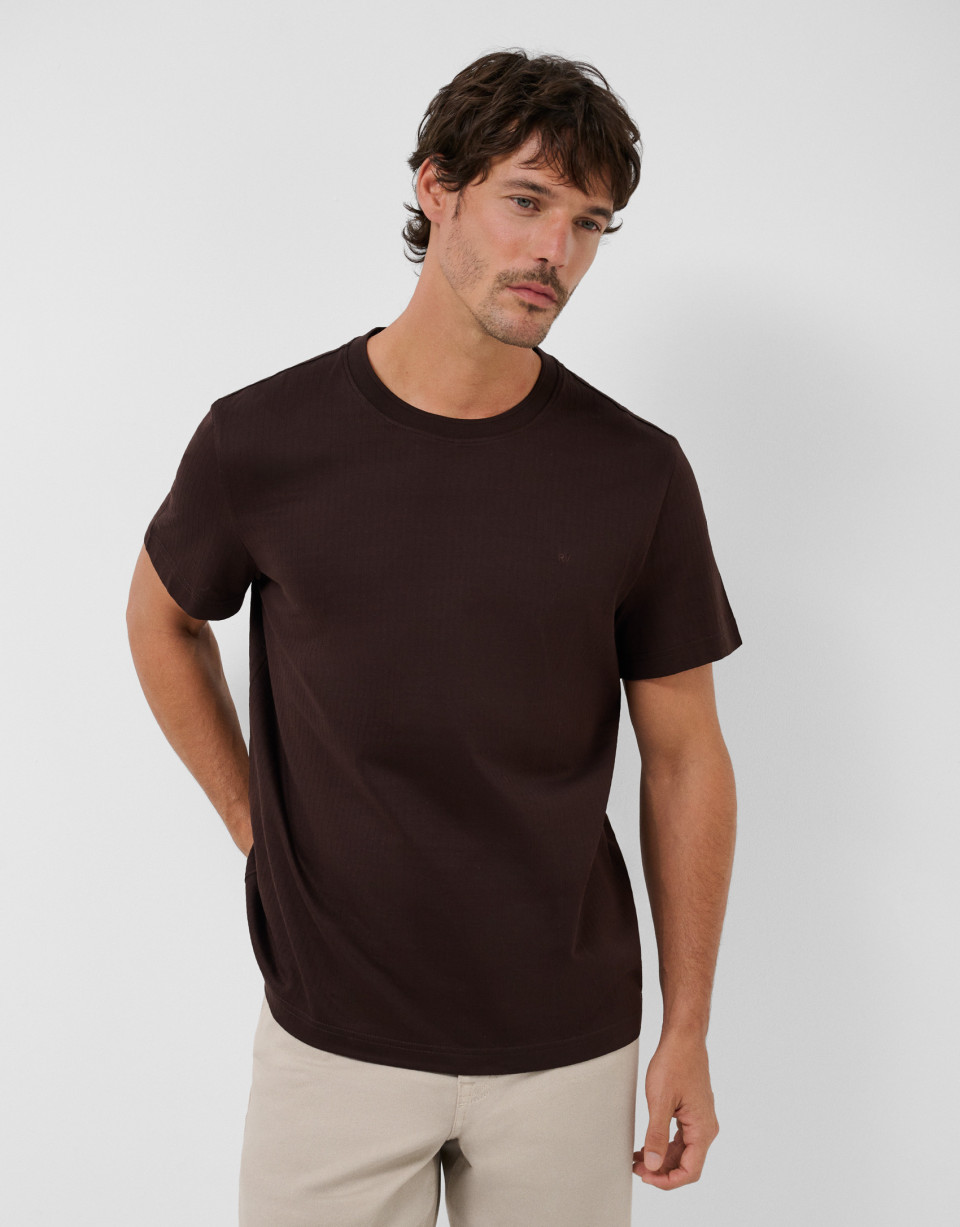 Brown jacquard t-shirt - Hombre - AW2026 | Roberto Verino