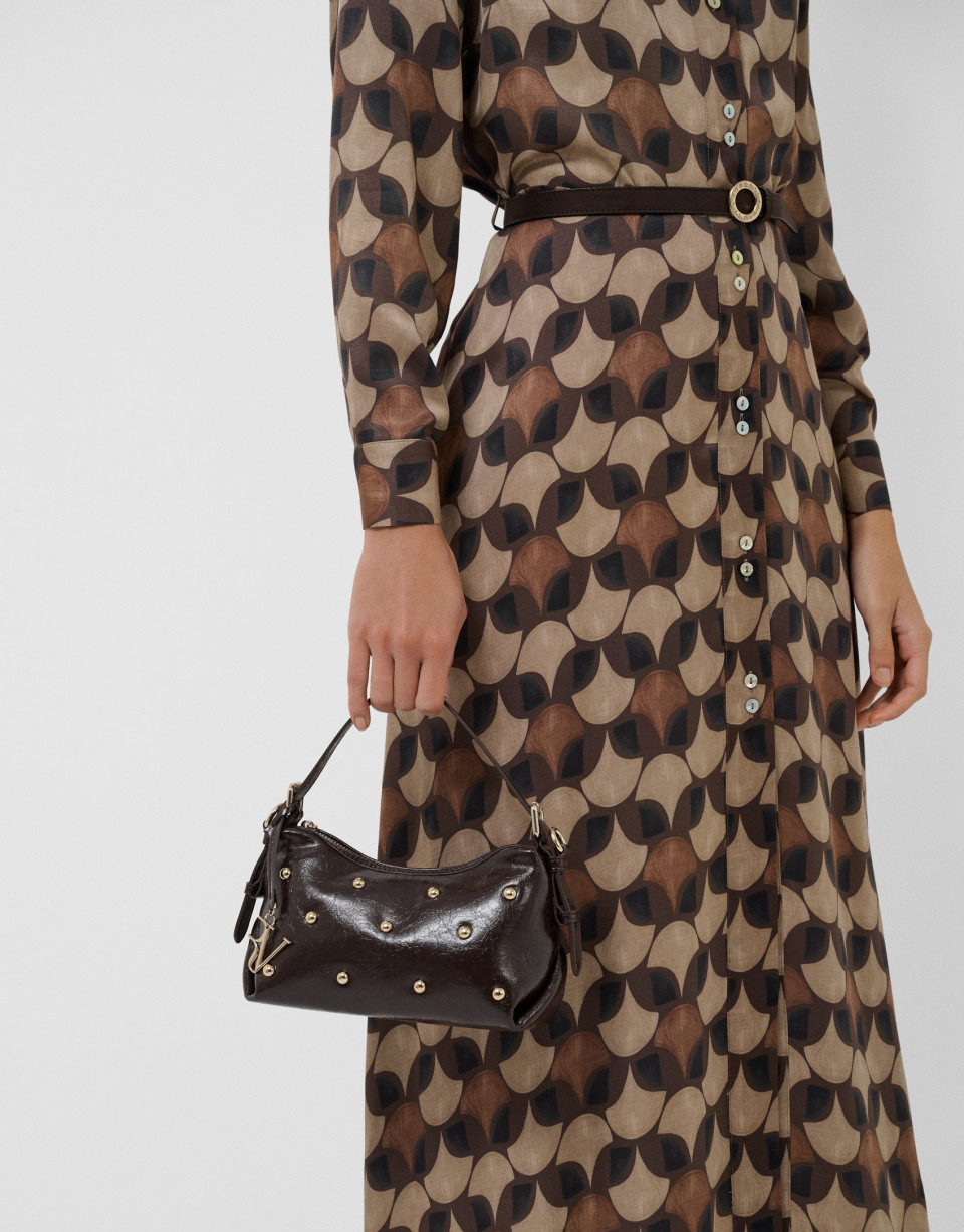 Margot Metal mini brown crackled leather handbag | Roberto Verino