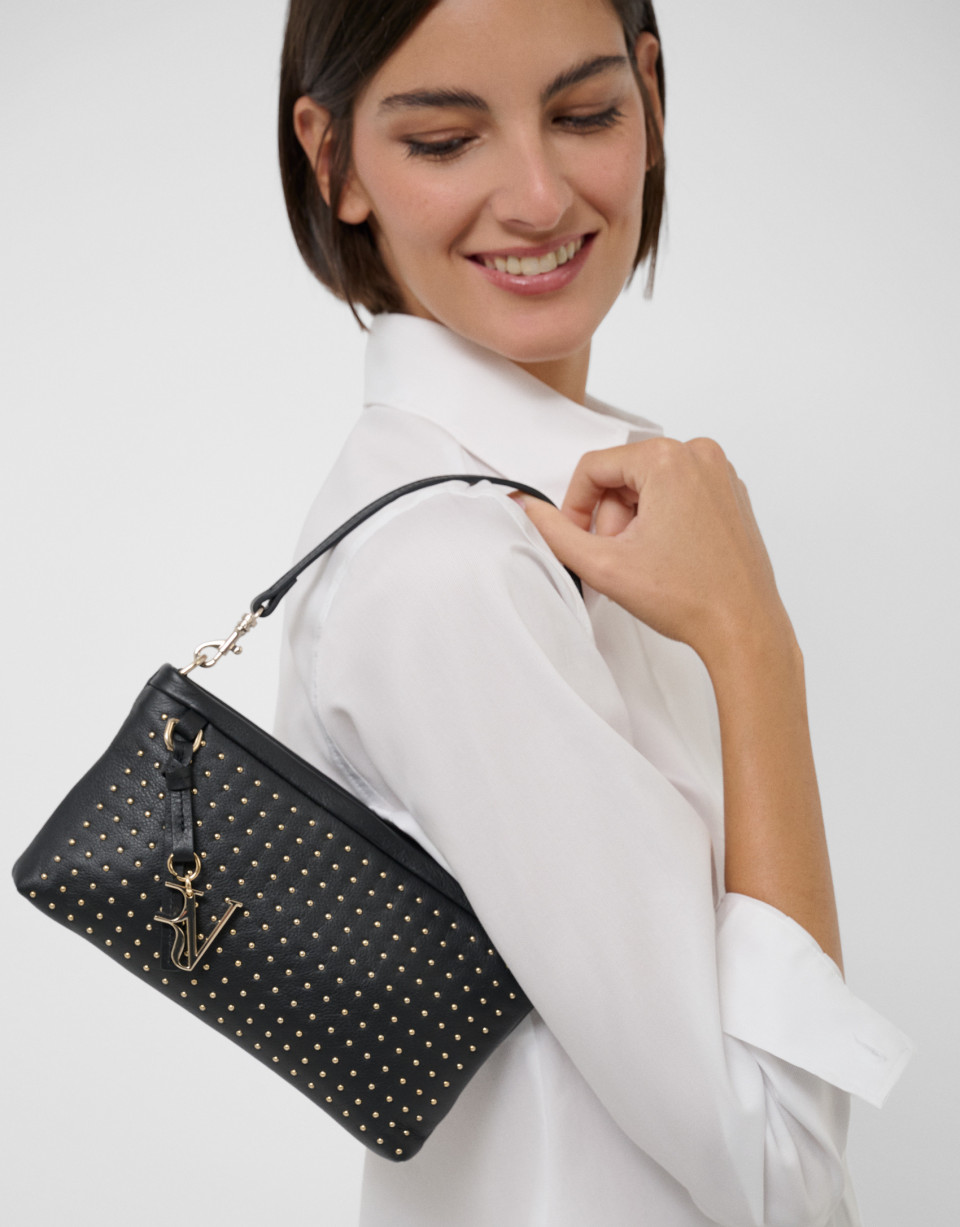 Victoria Mini black leather handbag with studs | Roberto Verino