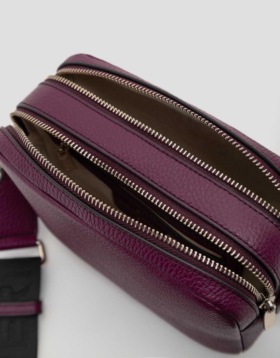 Bolso bandolera Thais piel granulada color ... | Roberto Verino