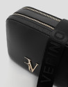 Bolso bandolera Thais piel granulada negra | Roberto Verino