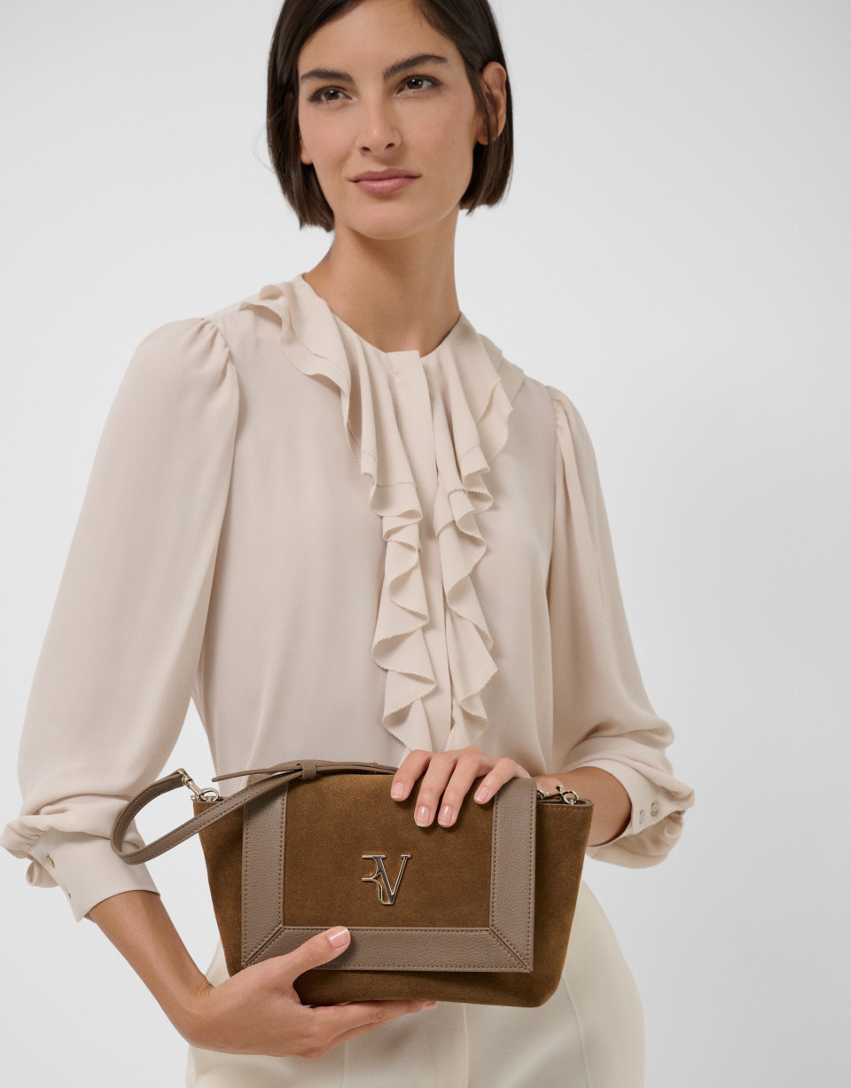 María Messenger leather and camel suede ... | Roberto Verino
