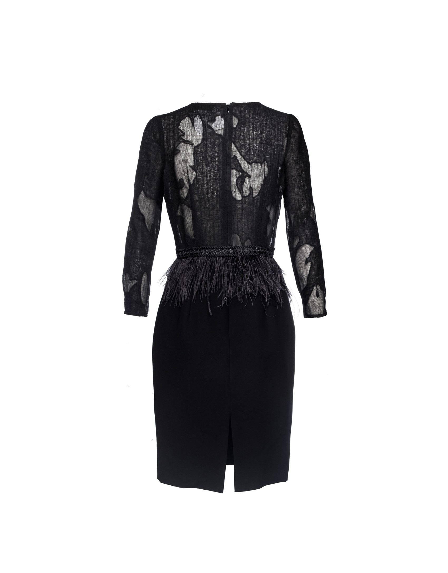 Vestido negro cintura plumas