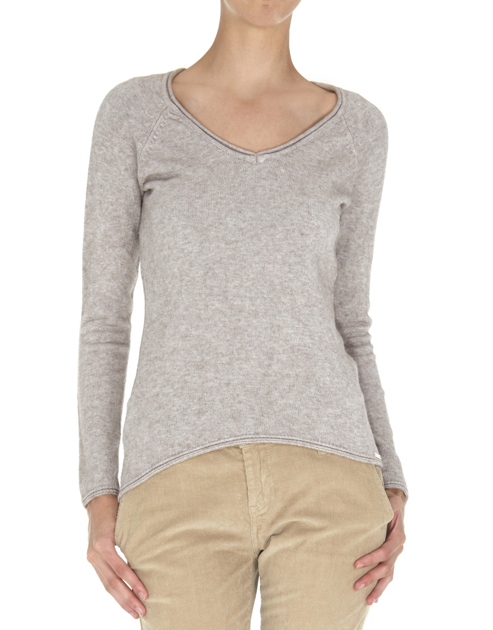 Beige fine knit V neck sweater