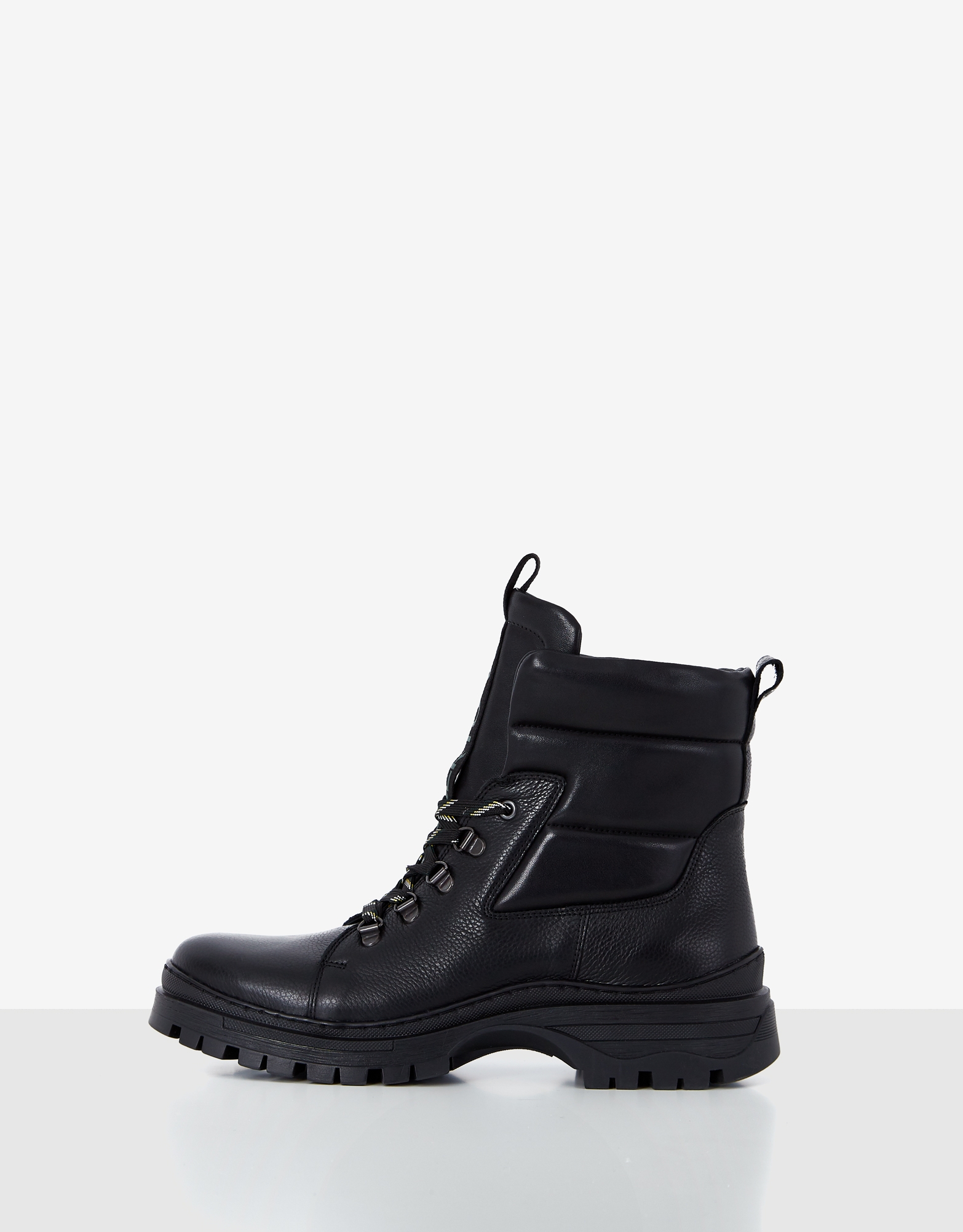 Black mountain boots
