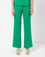 Pantal&oacute;n fluido recto verde