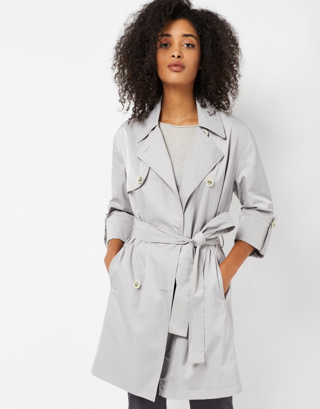 Gabardina doble abotonadura gris claro