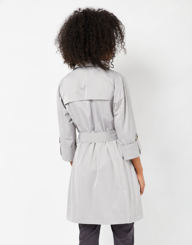 Gabardina doble abotonadura gris claro