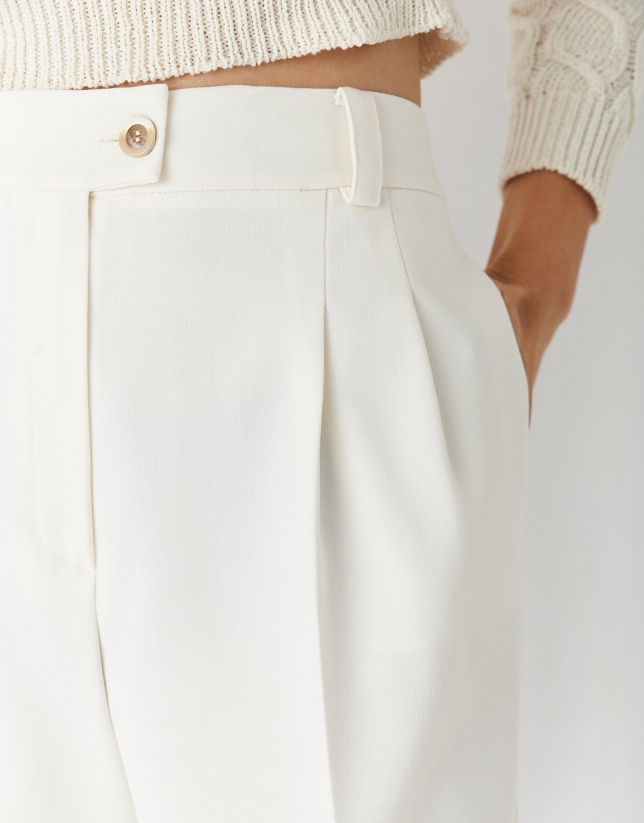 Light beige crepe pants with Swiss embroidery