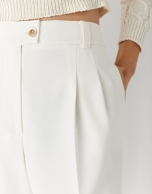 Light beige crepe pants with Swiss embroidery