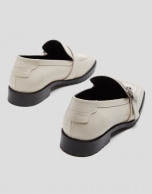 Zapato mocasín piel cruda