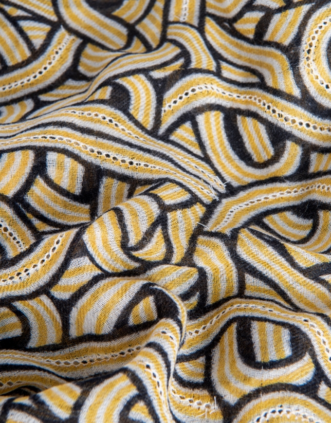 Yellow wool print foulard with openwork