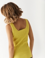 Top tirantes canal&eacute; ancho amarillo