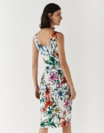 Vestido sisas crep&eacute; blanco estampado floral