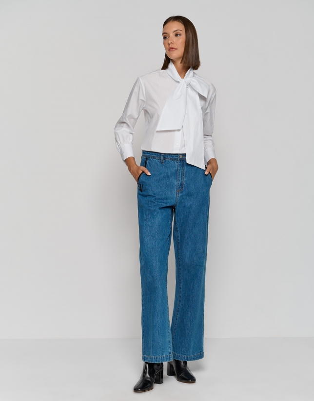 White cotton jacquard shirt with long sleeves and a bow