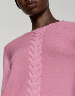 Pink sweater with braiding and boat neck
