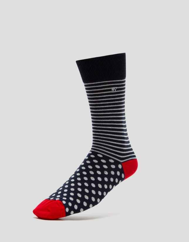 White striped and navy ribbed sock pack