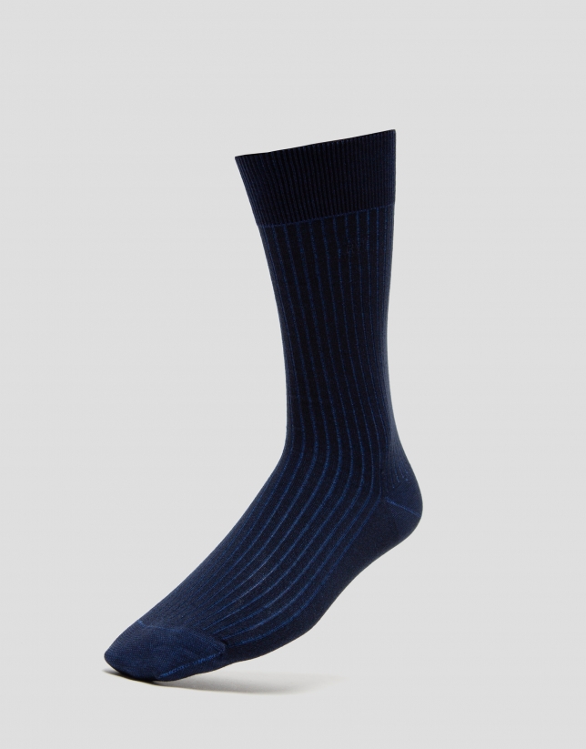 White striped and navy ribbed sock pack