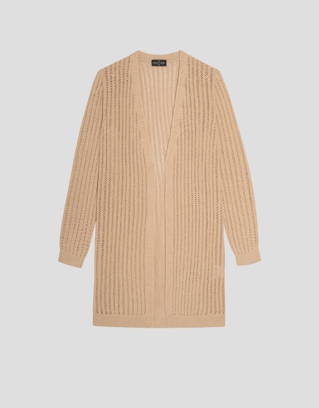 Long cream-colored ribbed knit jacket