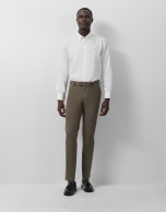 Camisa sport slim blanca con estructura