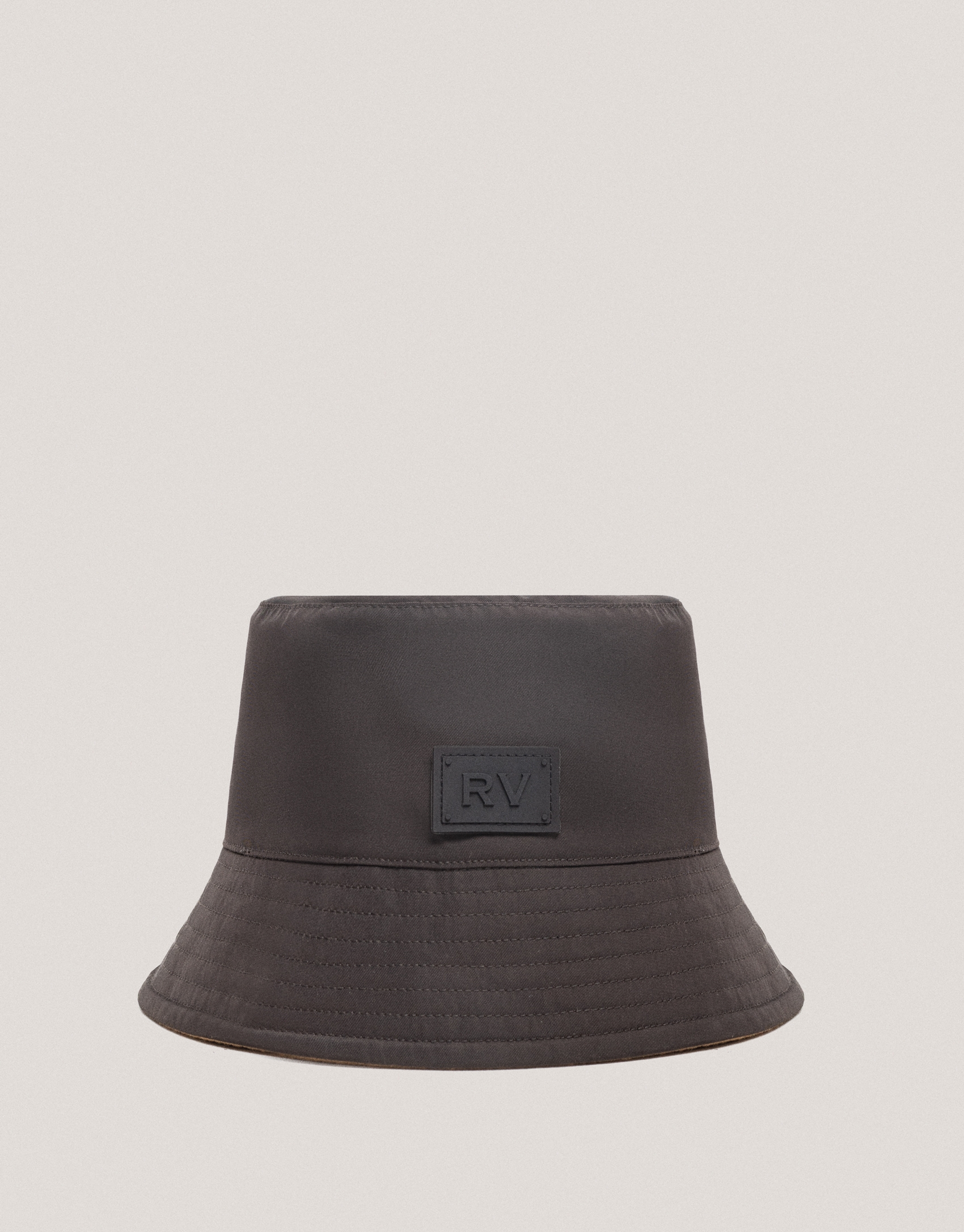 Reversible camel and brown bucket hat