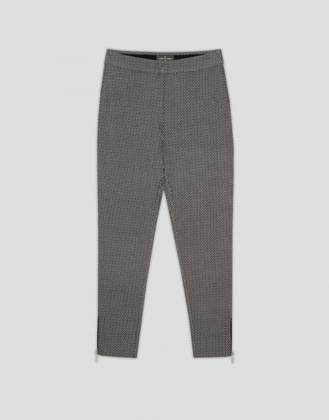 Pantalón legging fantasía blanco y negro