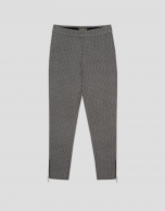 Pantalón legging fantasía blanco y negro