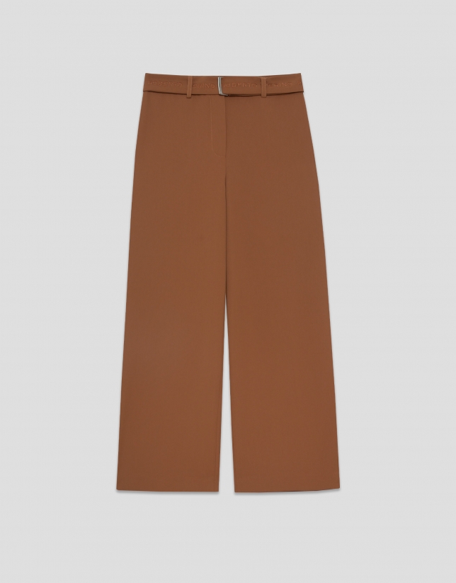 Pantalón ancho fluido twill marrón con cinturón