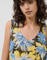 Blue georgette crepe sleeveless top with floral print