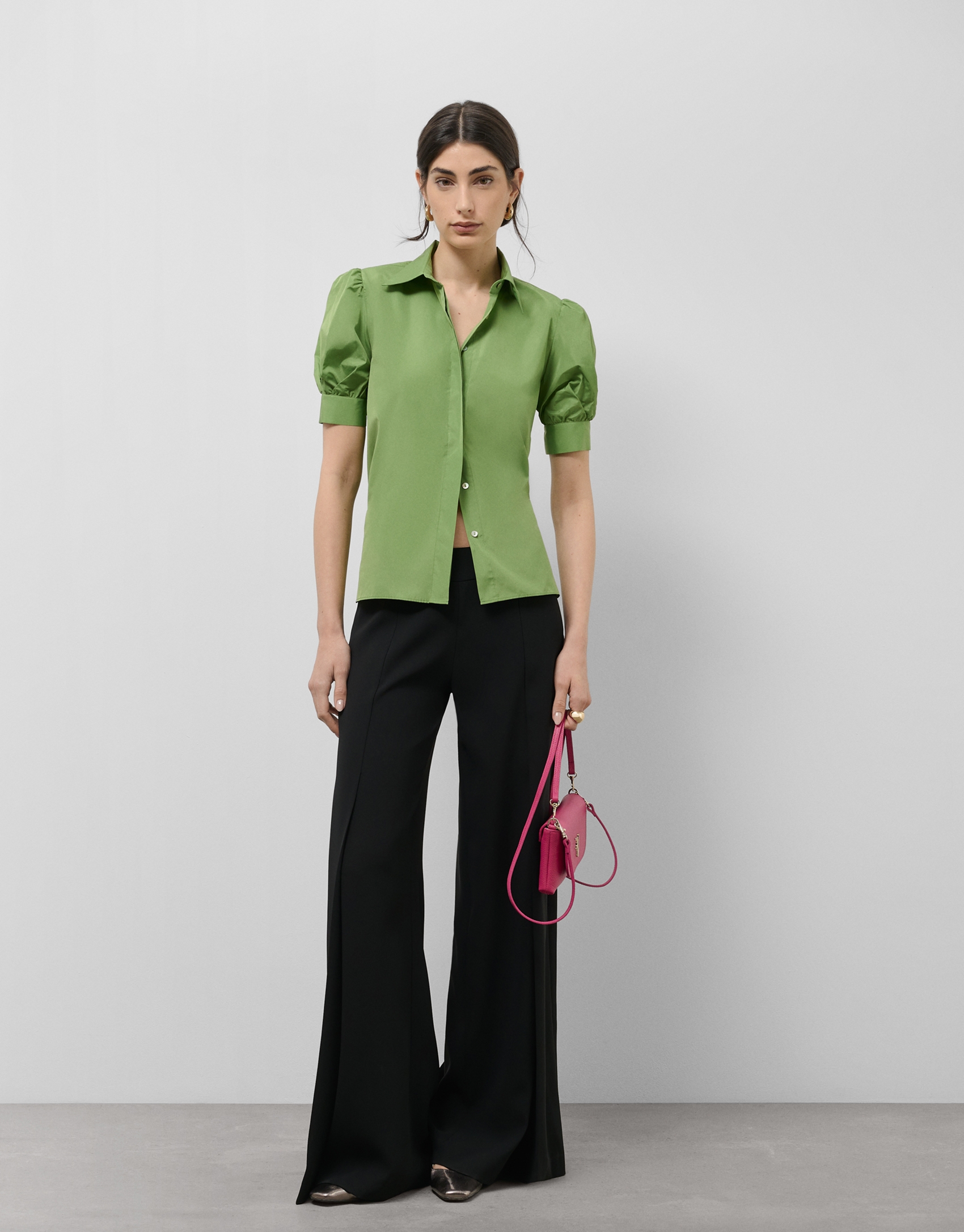 Green taffeta blouse with puckered short sleeves